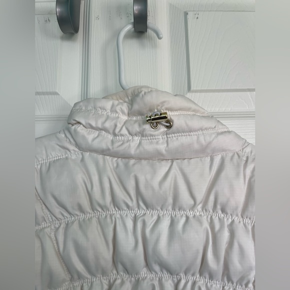 White Michael Kors puffer vest - Picture 5 of 10